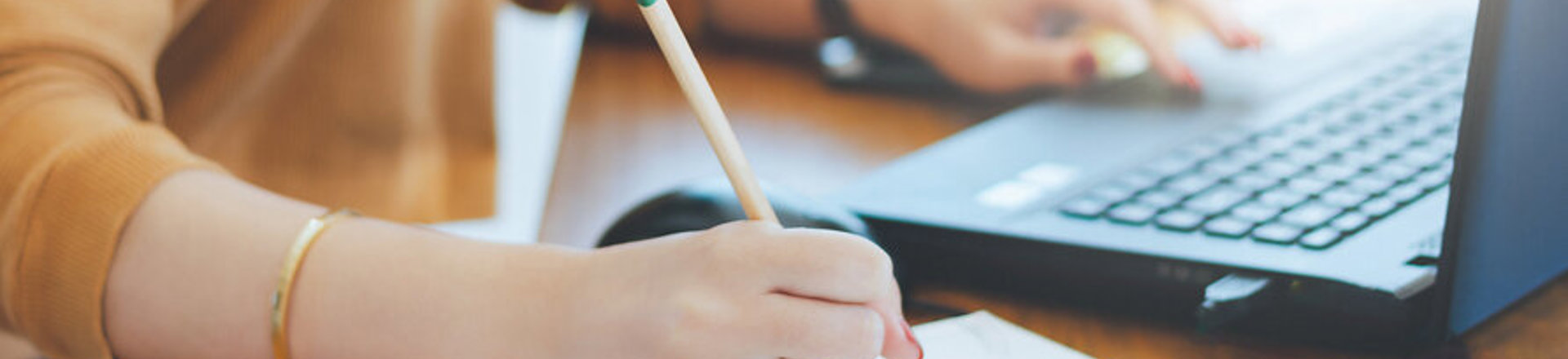 Top+3+Writing+Tools+that+Help+Students+Write+Assignments.jpg
