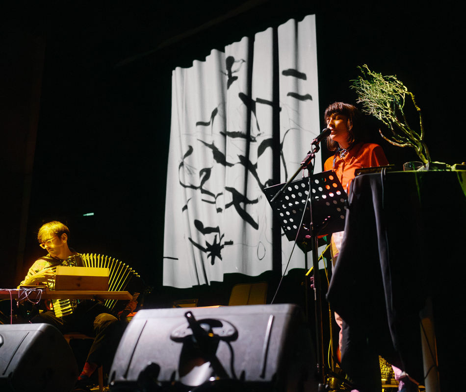 Susannah Stark and Dan Brown at Ceòl is Craic, photography Kris Kesiak